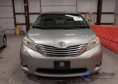 2015 Toyota Sienna Xle 8 Passenger из США, поврежденный, VIN 5TDYK3DC1FS541549